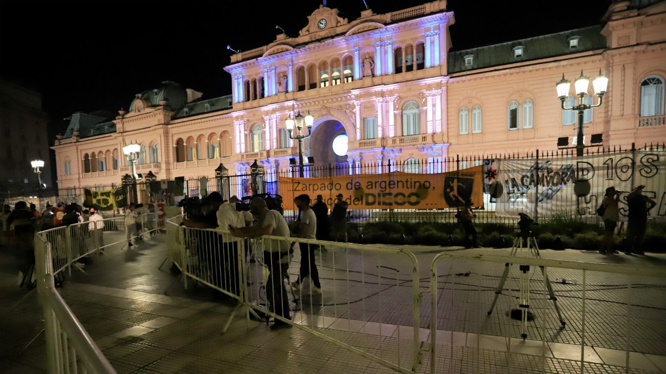 Adiós a Maradona: la Casa Rosada abre sus puertas al público a las 6