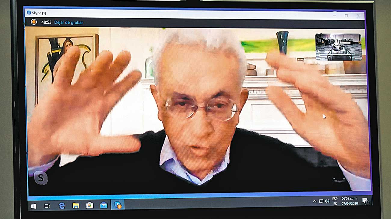 Roberto Mangabeira Unger: "Se debe aplicar una economía de guerra"