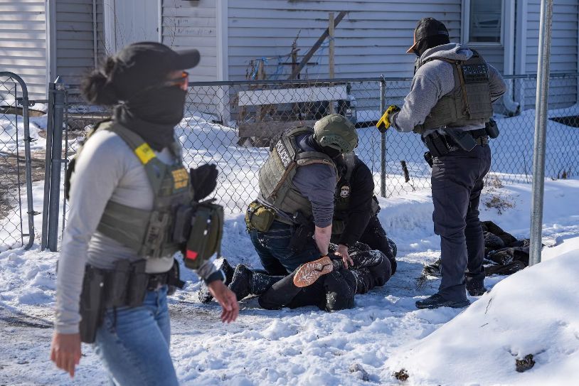 “ICE busca atemorizarnos al punto de que no podamos sobrevivir”