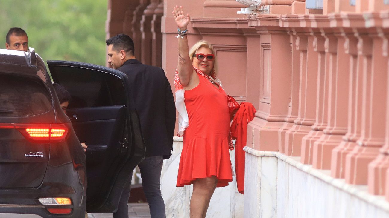 Elisa Carrió oficializó su renuncia a la banca como diputada nacional