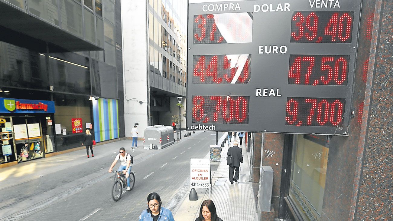 La divisa aumentó 72 centavos en la semana