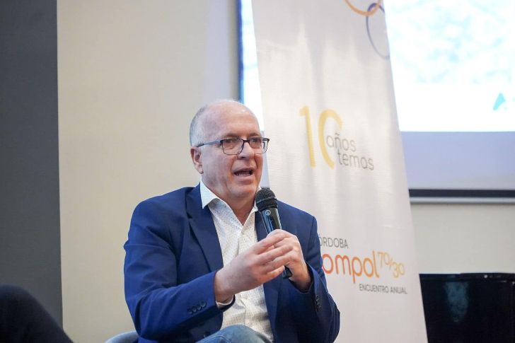 Intendentes UCR con un gesto a Llaryora ante la paralización de la obra pública de Nación