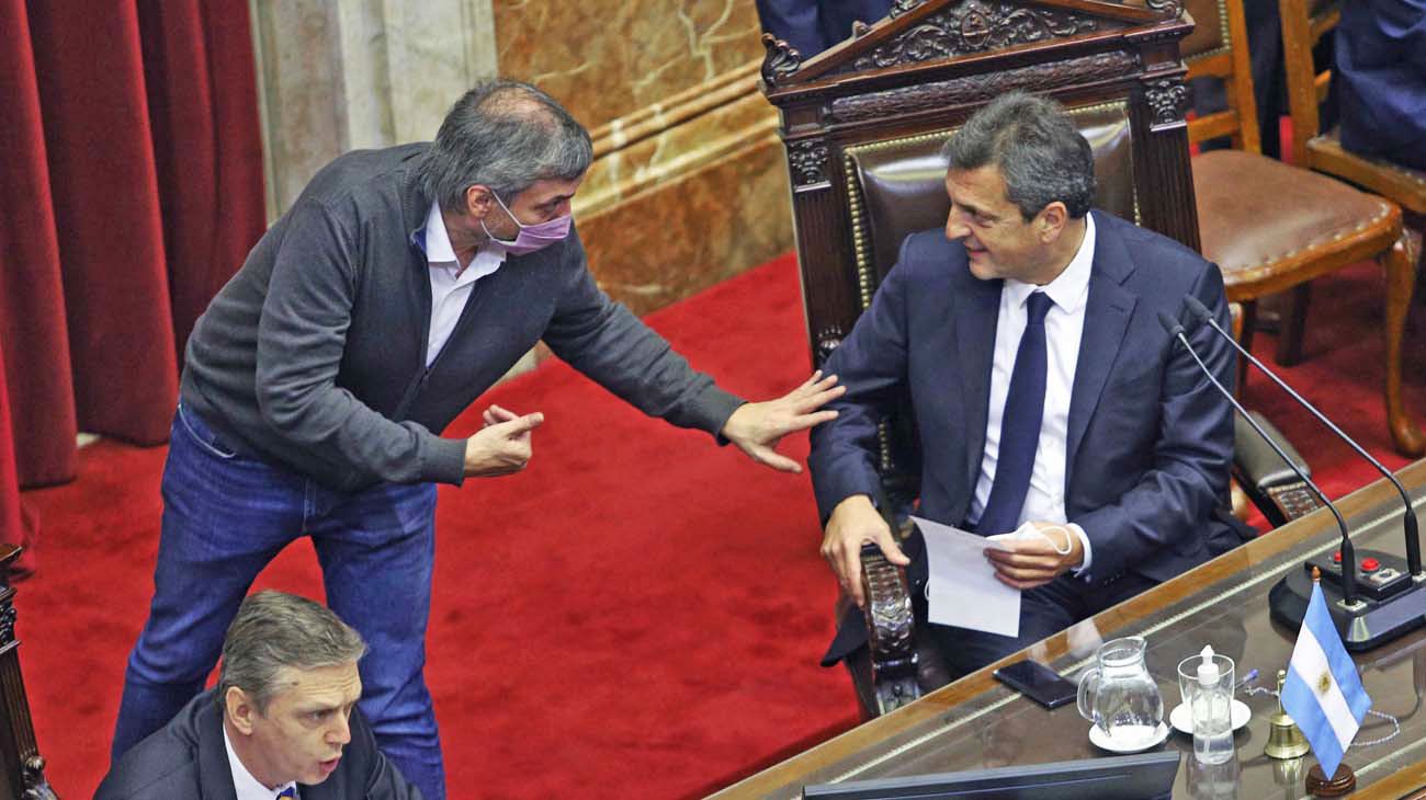 Alberto F negociaba cambios pero Máximo rompió el acuerdo y lo dejó sin Presupuesto