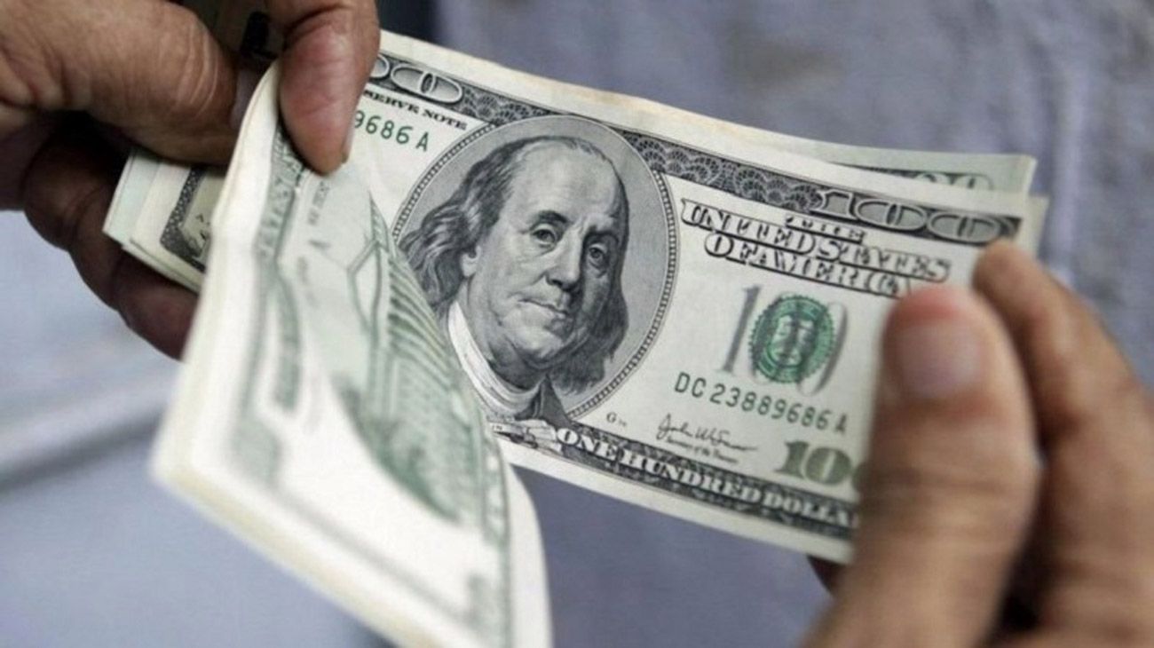 Fuerte caída del dólar en el cierre de la semana