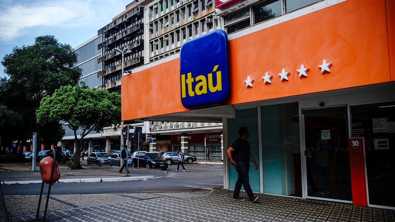 Tras alejarse en 2018, Itaú vuelve a las acciones mexicanas