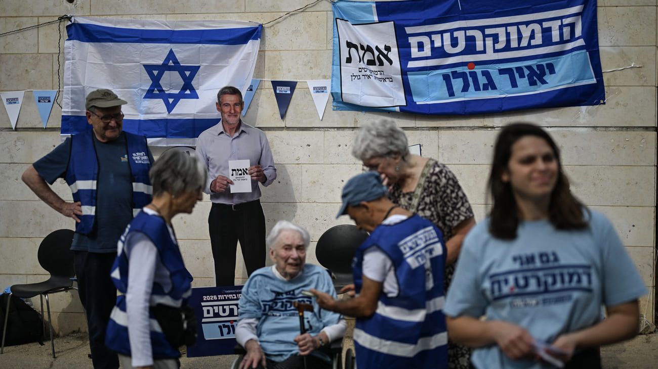 Israel: Arrestan a un hombre que se acercó al candidato demócrata Yair Golan con un cuchillo
