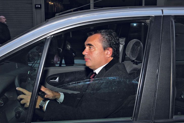 El Gobierno desmiente la intervención de Clarín, pero revisa sus números