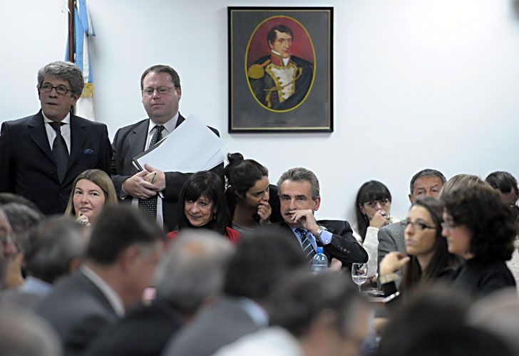 YPF: chicanas e ironías entre diputados