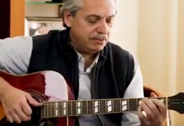 Spotify quiere tener a Alberto Fernández en una de sus playlist