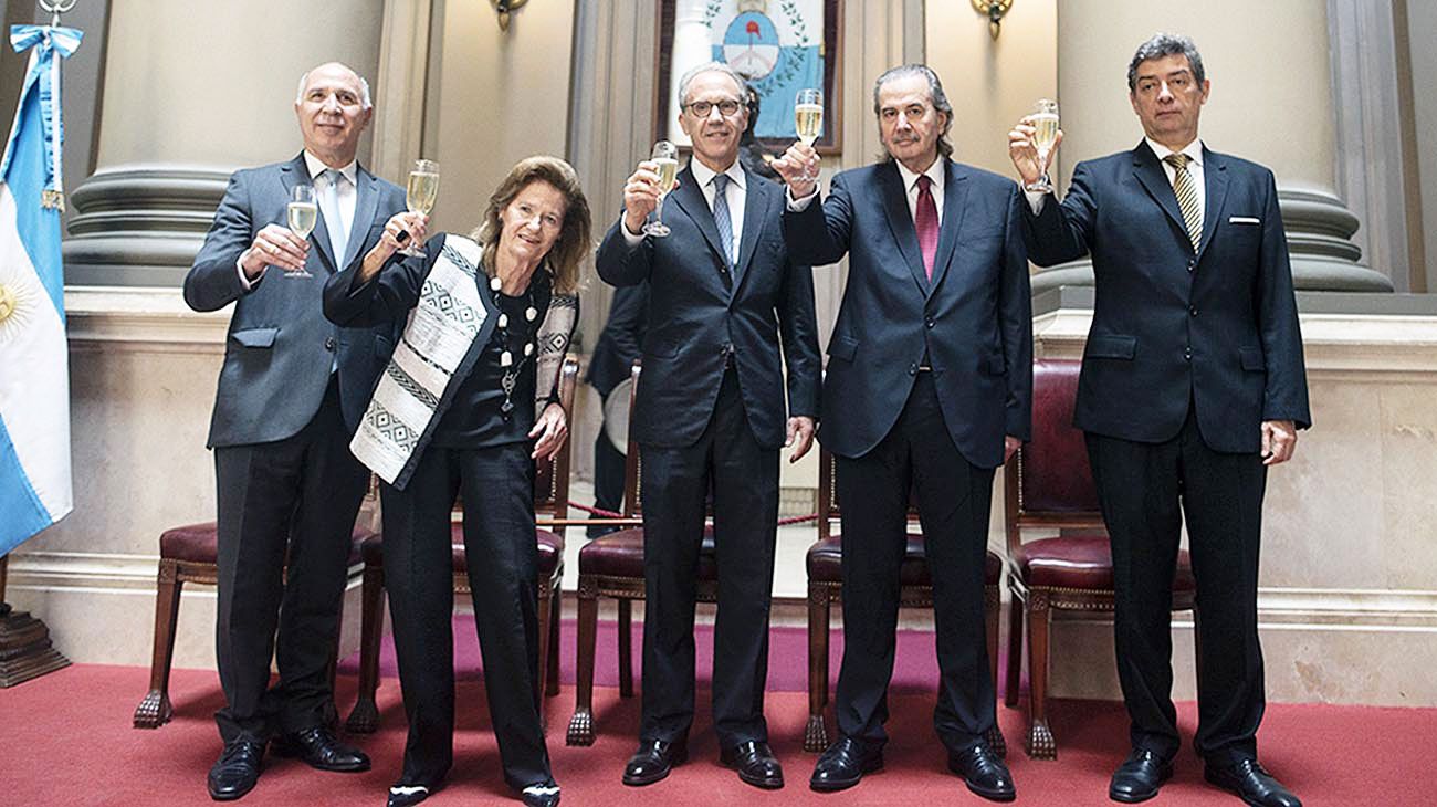 La Corte avaló la consulta popular en La Rioja