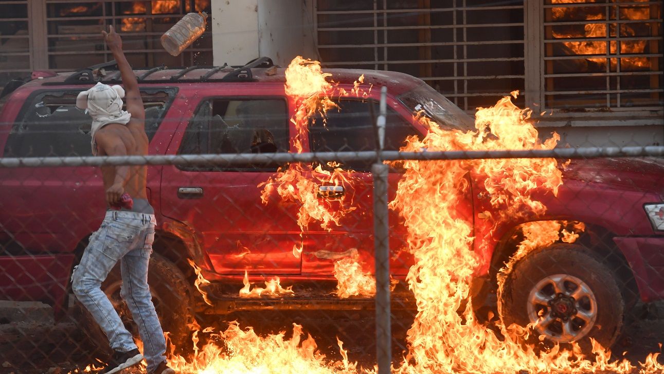 Al menos cuatro muertos y 42 heridos en las fronteras calientes de Venezuela