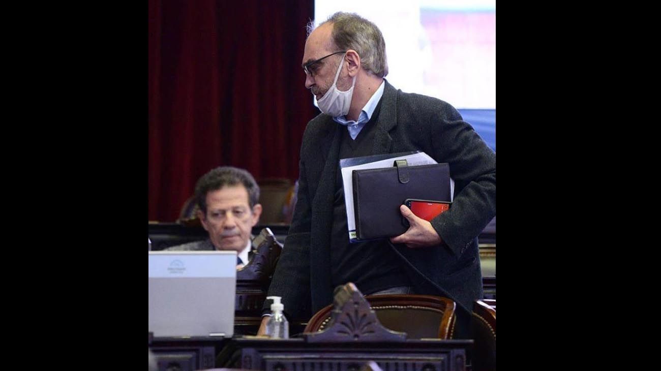 Coronavirus en el Congreso: 5 diputados deberán hisoparse y aislarse