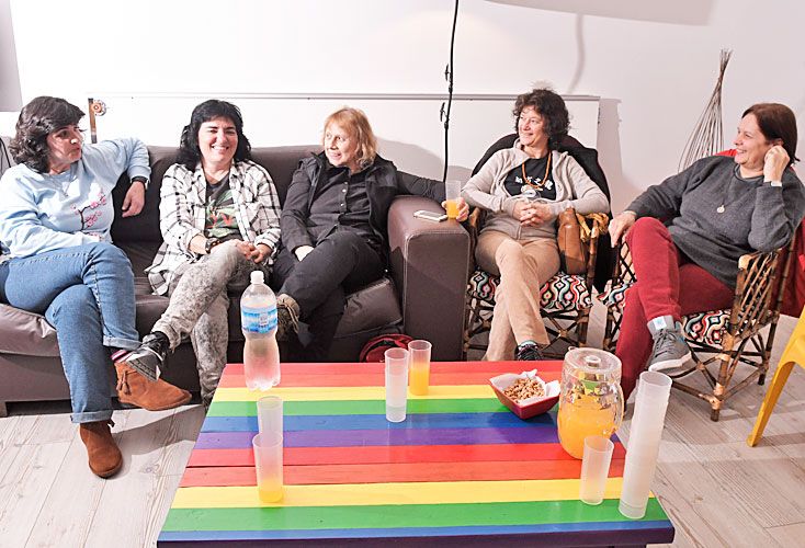 Planean abrir el primer geriátrico gay del país en General Rodríguez