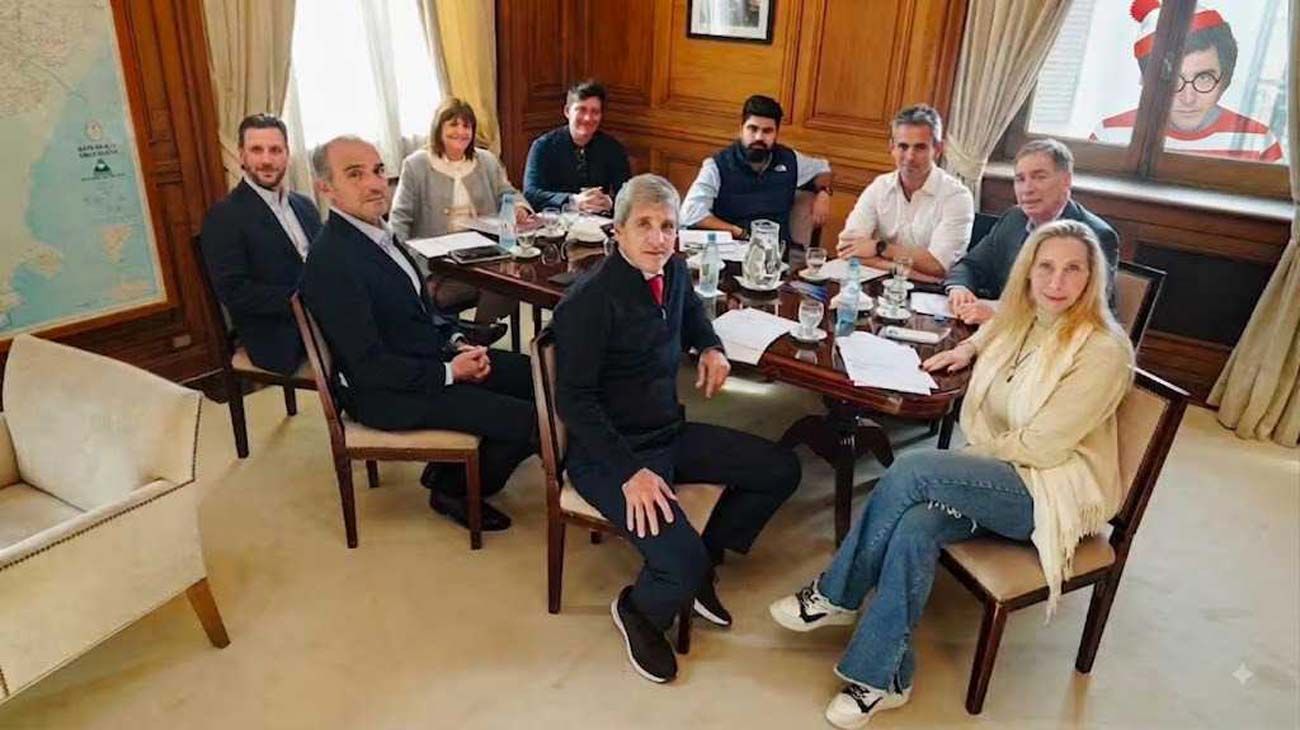 Día 973: Mesa política, ¿no se dan cuenta que el presidente no gobierna?