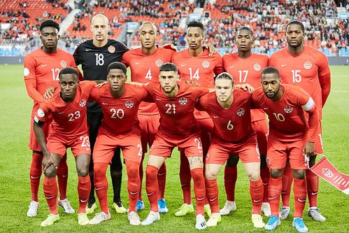 La selección masculina de Canadá reclama igualdad salarial para el plantel femenino