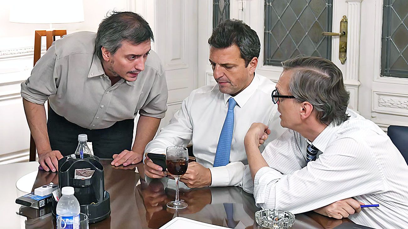 Máximo Kirchner levanta el perfil y se vuelve un armador clave del Gobierno