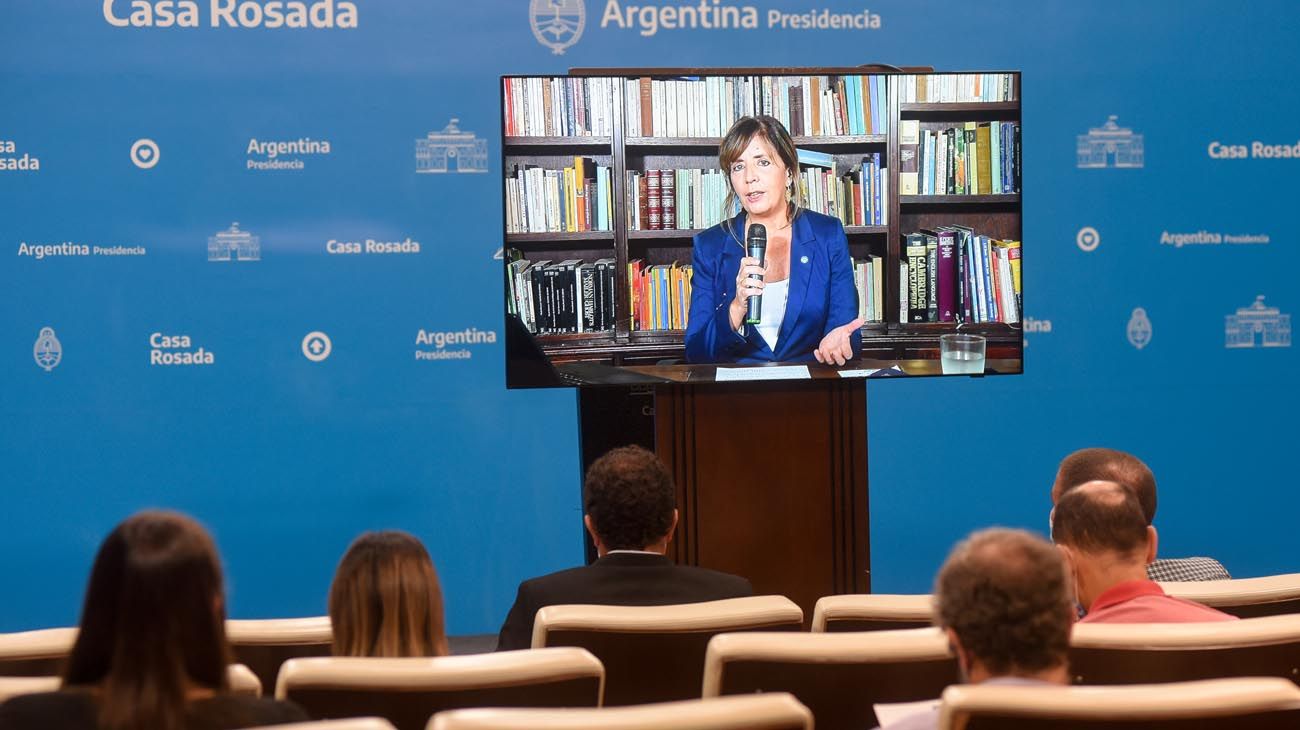 Cerruti cargó contra Bullrich por su crítica a Gómez Alcorta: "Son palabras que están a la altura de su habitual bajeza”