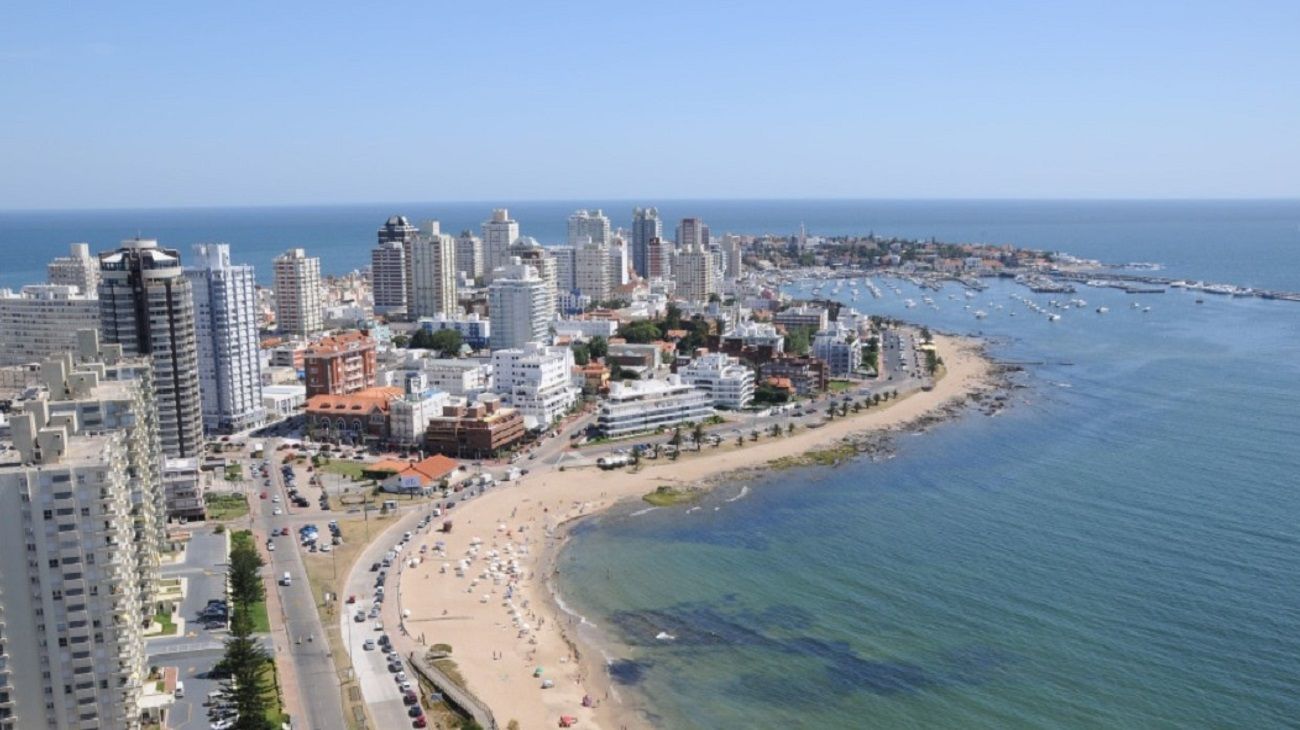 Por la incertidumbre electoral, crecieron las consultas de argentinos para radicar inversiones en Uruguay