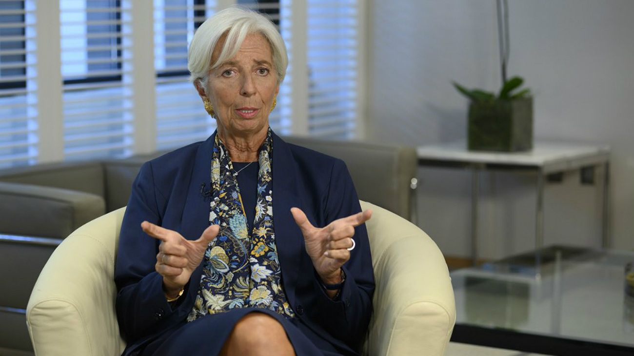Para Lagarde, los graves riesgos por la pandemia justifican un último paquete de estímulo