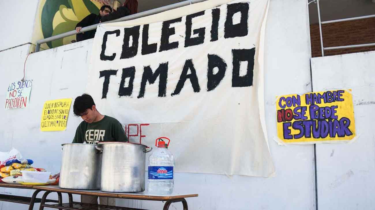 Toma de colegios en CABA: dos levantaron la medida y quedan cuatro escuelas cerradas