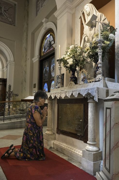 Una santa en el corazón porteño: dónde está la sepultura de Mama Antula