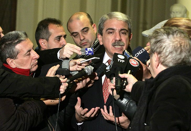Aníbal F. cargó contra la chacarera de "festejo" de Julián Domínguez