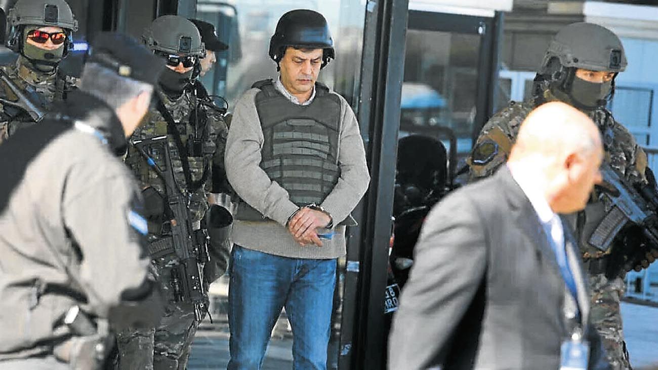 Excarcelan a Manzanares, que seguirá como testigo protegido