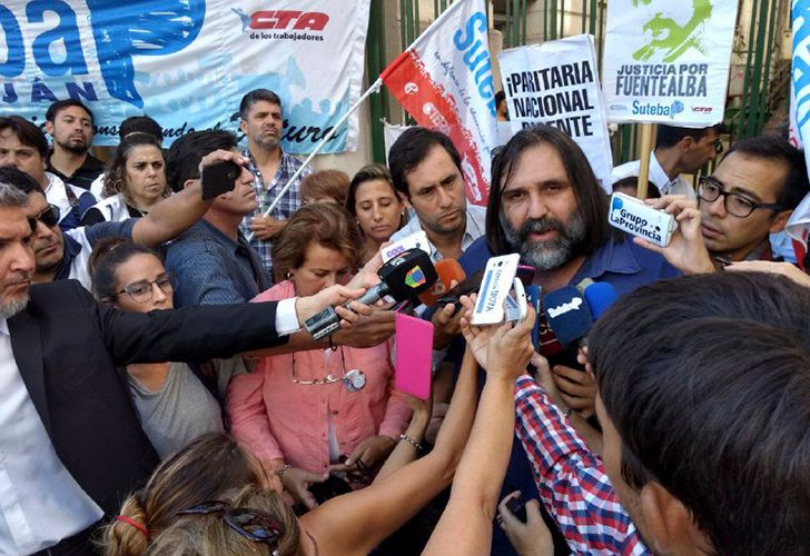 Docentes nacionales preparan marcha y paro de 24 horas