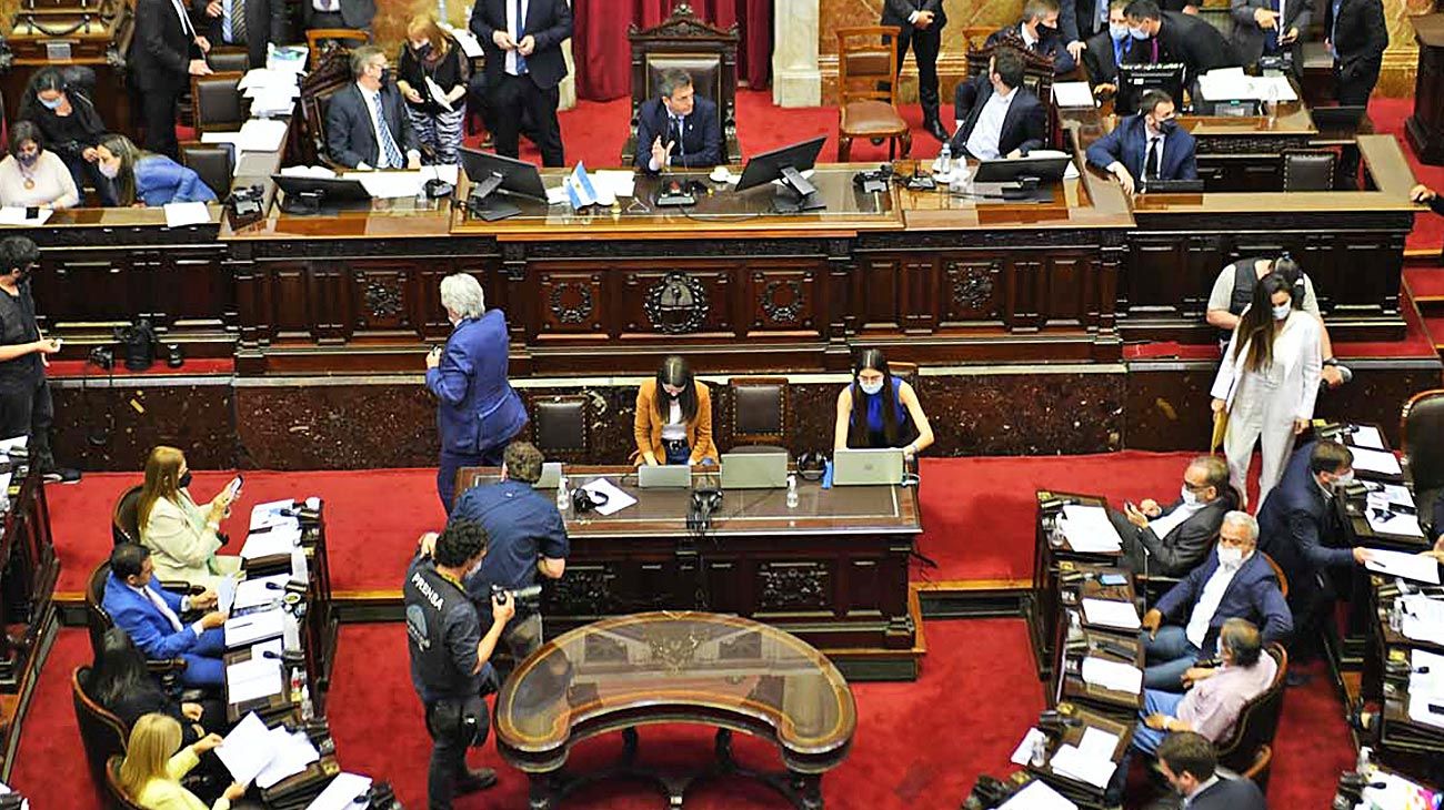 El Congreso entra en receso pero promete extraordinarias