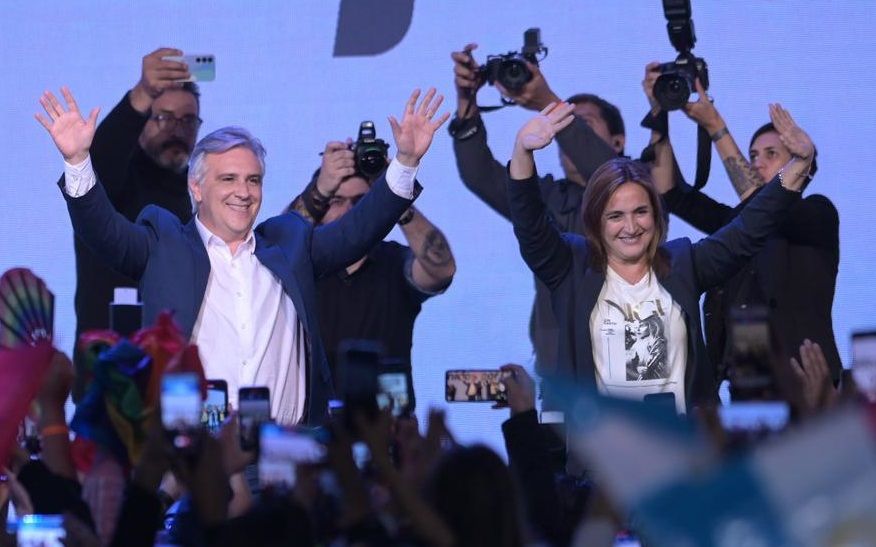 Llaryora se proclama gobernador y dice que la tendencia es irreversible