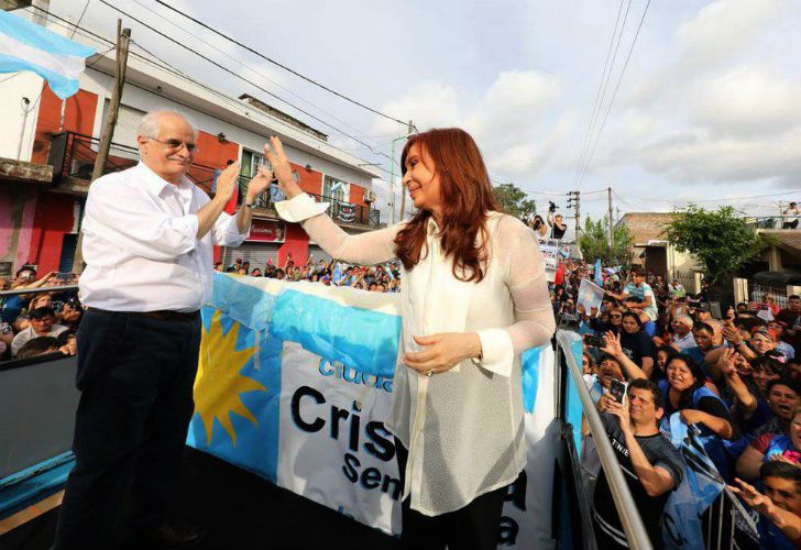 Cristina Kirchner anunció la suspensión de su gira por Europa