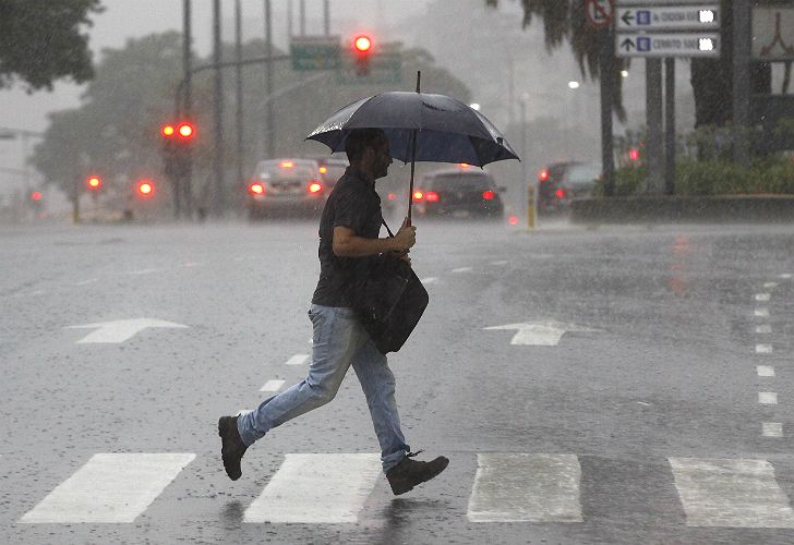 Alerta por fuertes tormentas para Capital