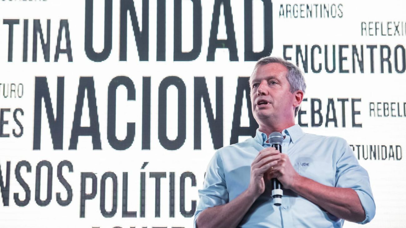 Monzó quiere que Macri sea "el expresidente de todos": "No quiero que se pinte de amarillo"