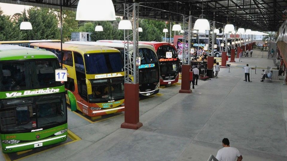 Pase sanitario: una banda vendía PCR negativos con pasajes de micros a Paraguay