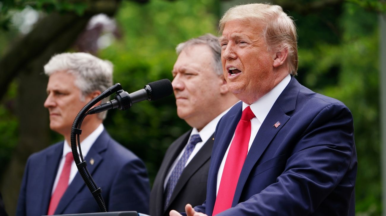 Trump rompe la relación con la OMS debido al "completo control" ejercido por China