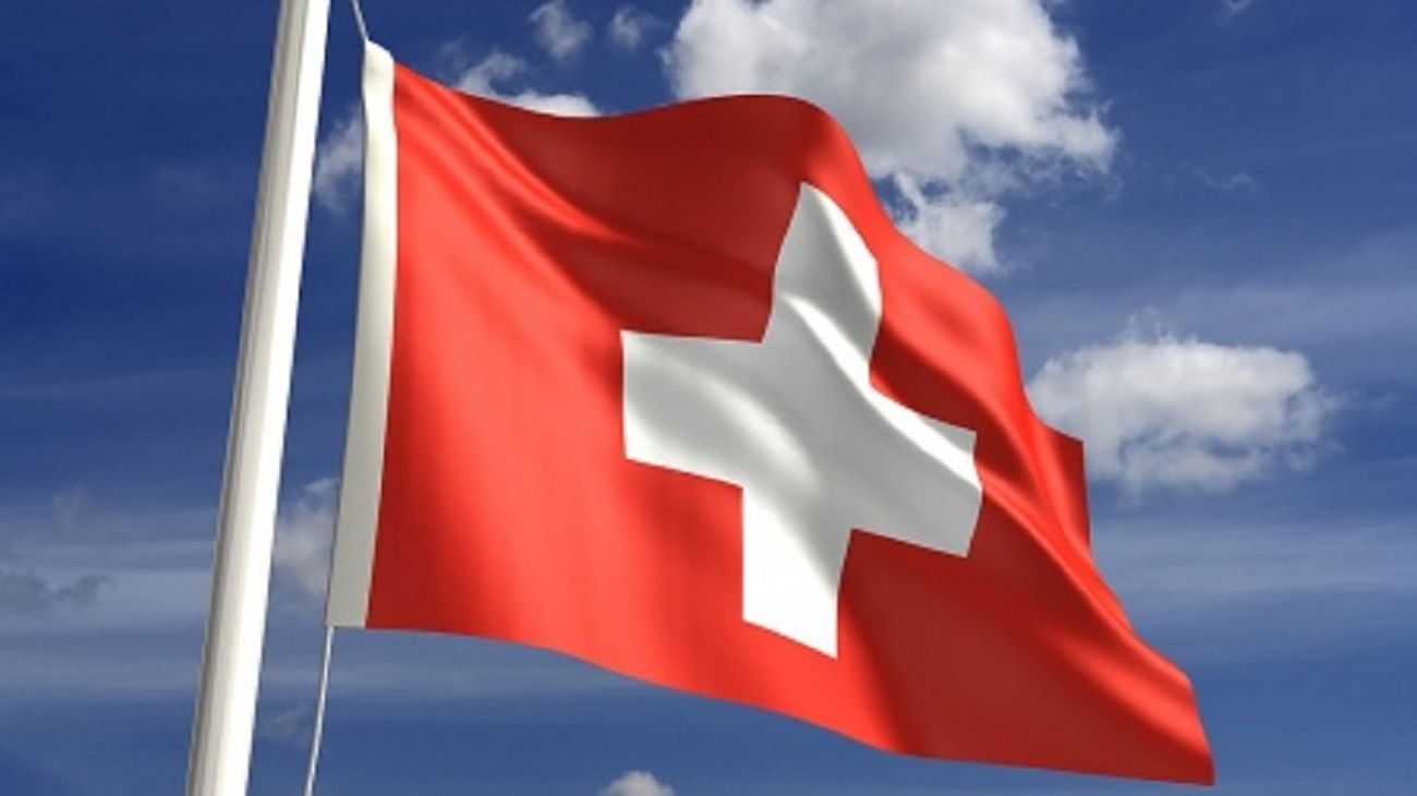 Suiza avanza en su plan de usar fondos rusos congelados para Ucrania