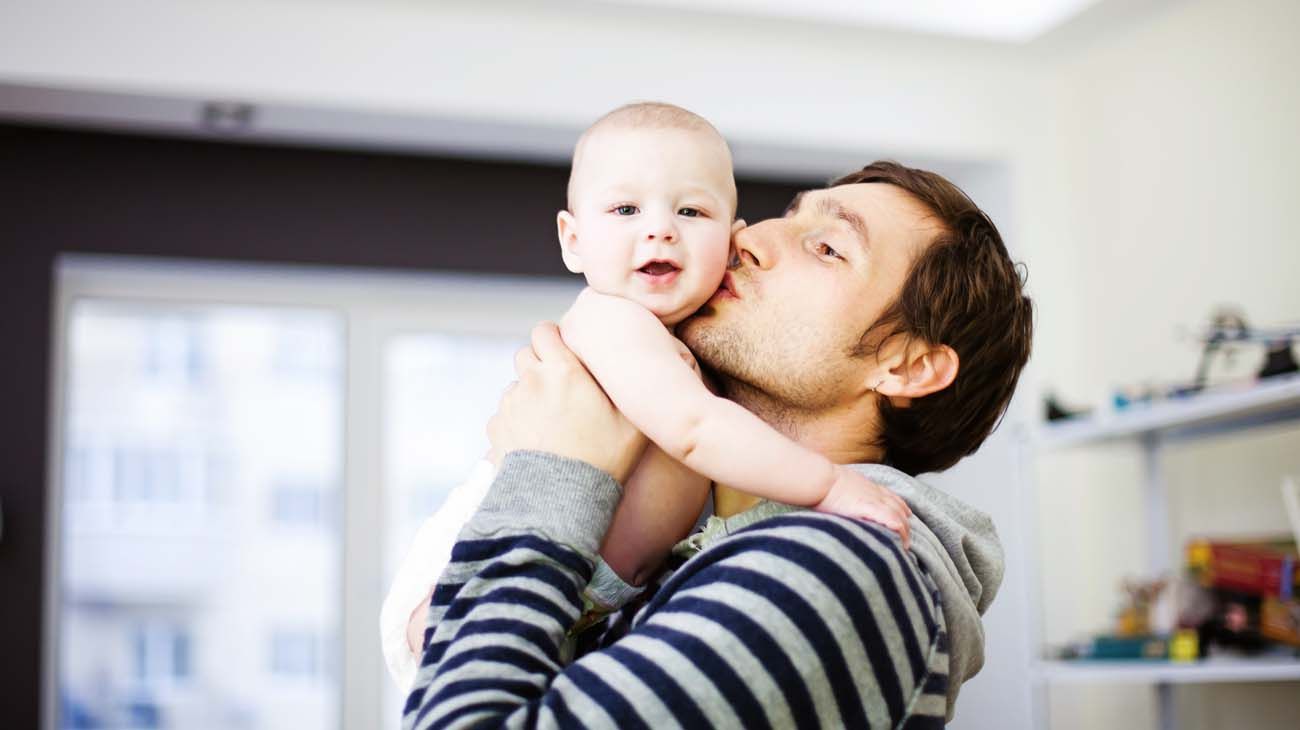 Licencia por paternidad: el acceso es desigual y limitado