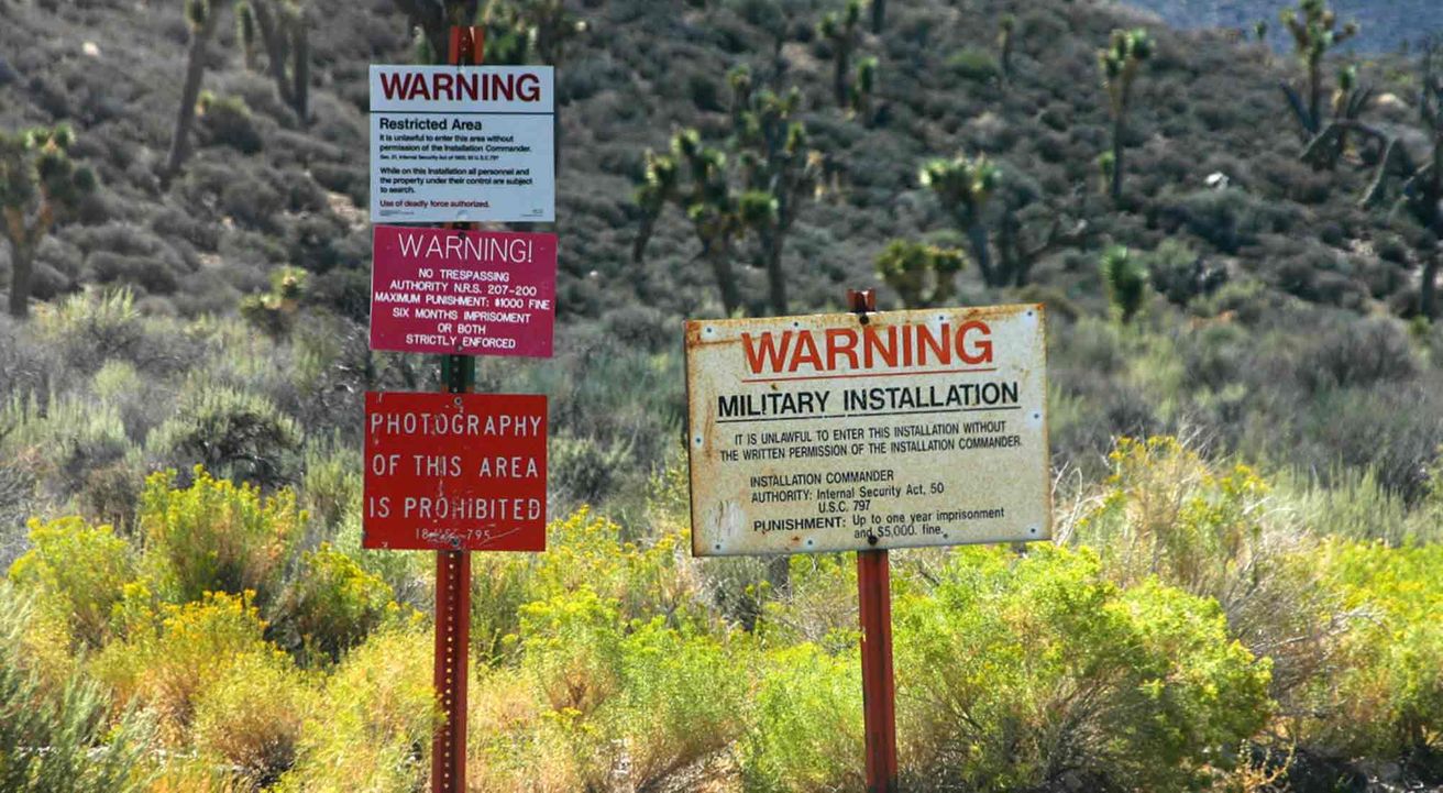 Llegó el día: cómo se preparan en Área 51 para la "invasión" en busca de aliens
