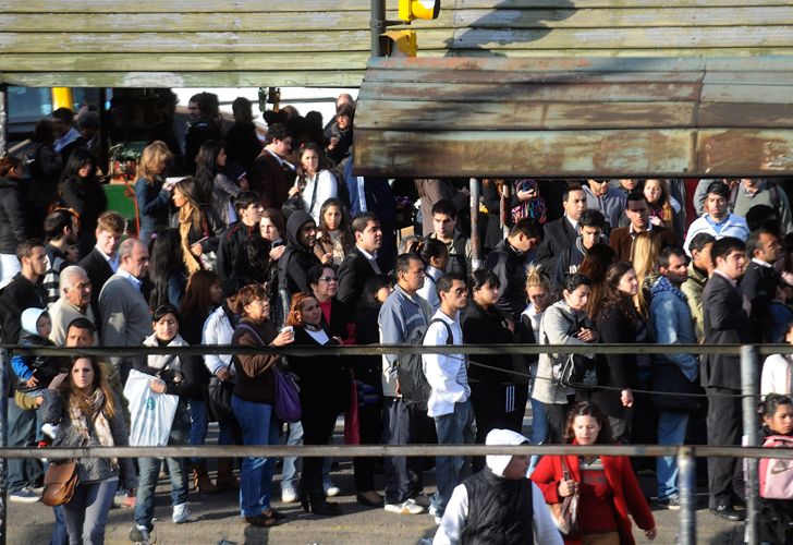 Al caos por el subte se le suman los piquetes