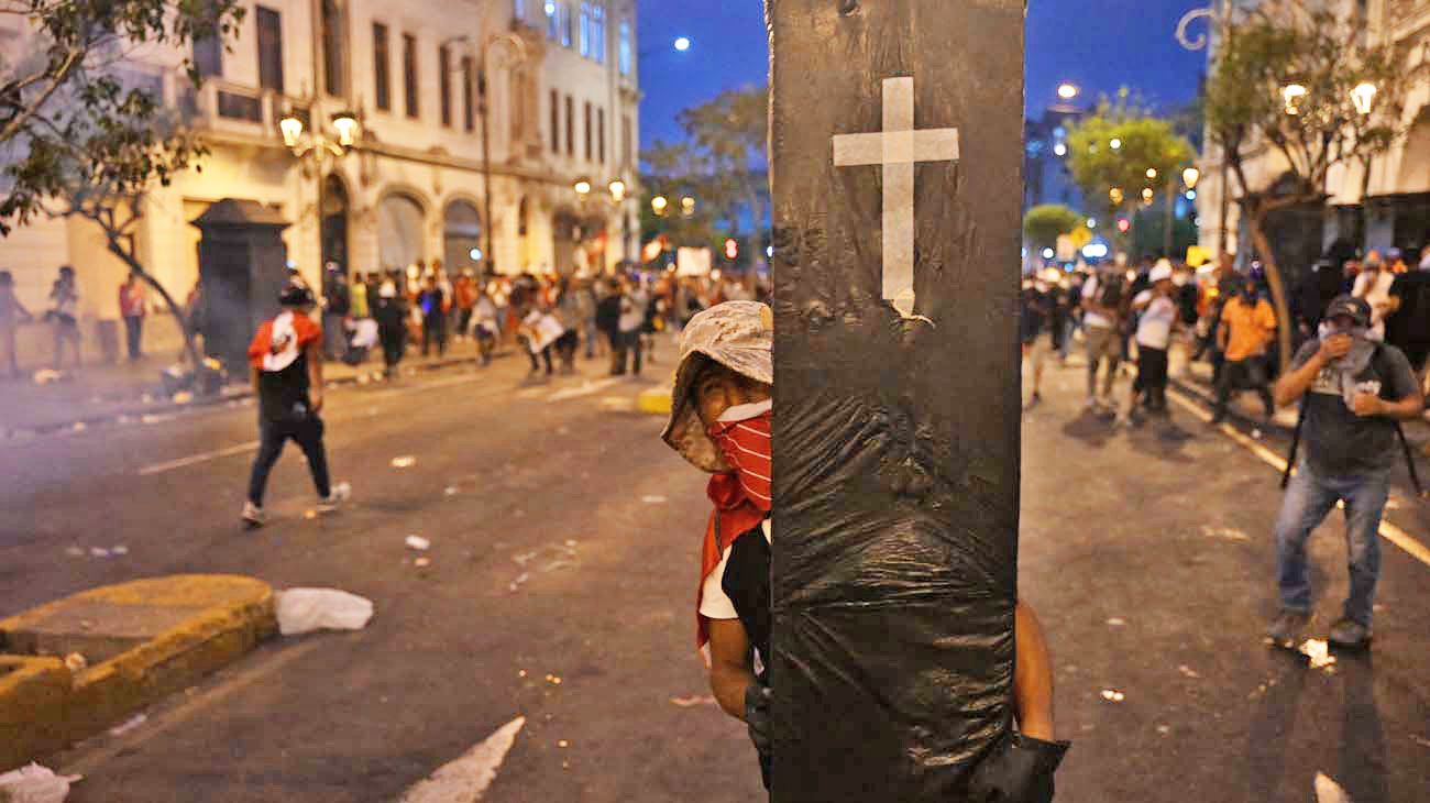 “El gobierno está firme”, dice la presidenta peruana tras nueva marcha de protestas