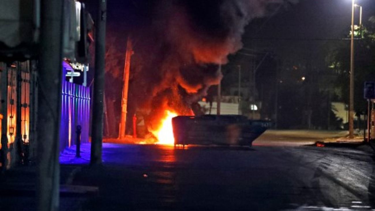Video: el momento del impacto de un cohete en un departamento en Israel