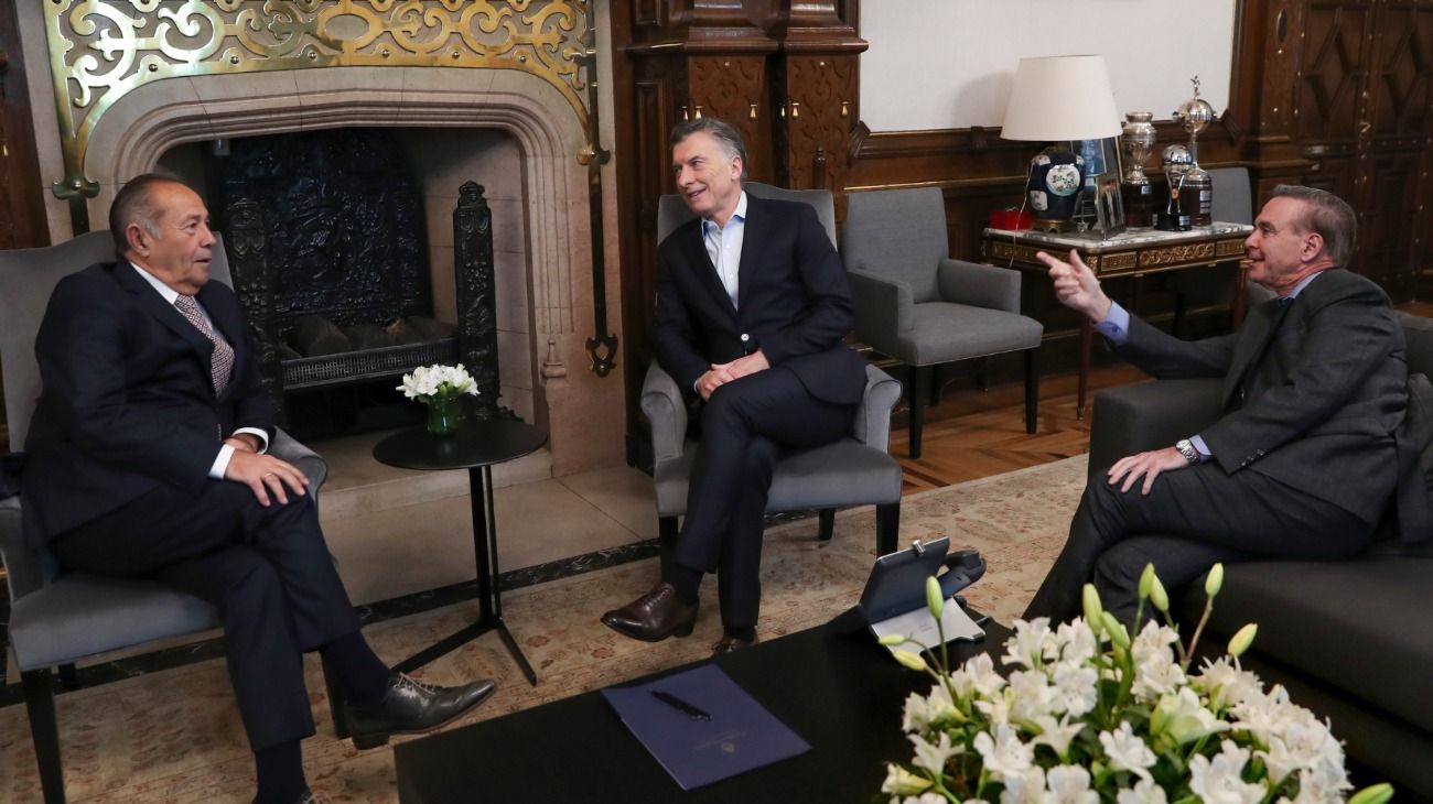 Adolfo Rodríguez Saá acordó con el kirchnerismo y estuvo en la reunión con Cristina
