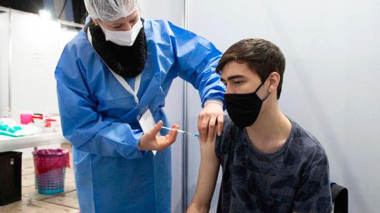 Comienza la vacunación en niños y llegan más dosis de Sinopharm