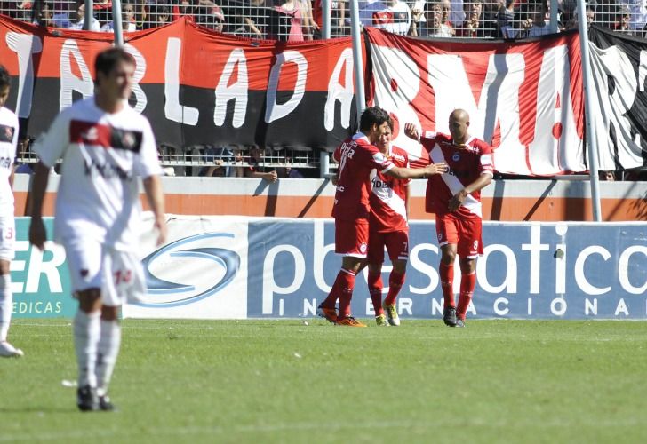 El "Bicho" hundió más a Newell?s: 2-0