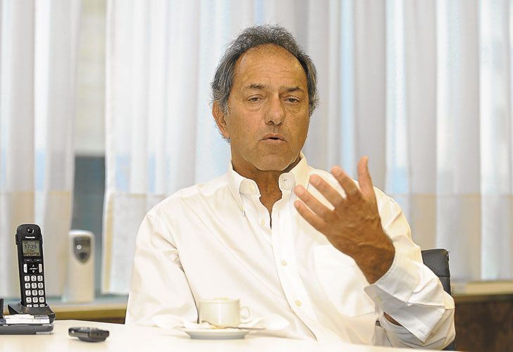 Scioli se presenta a declarar como imputado por supuesto lavado