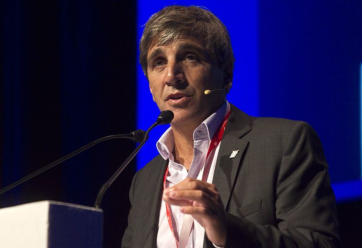 Caputo: "El país crecerá 3 y 4% en 2017 por primera vez en cinco años"