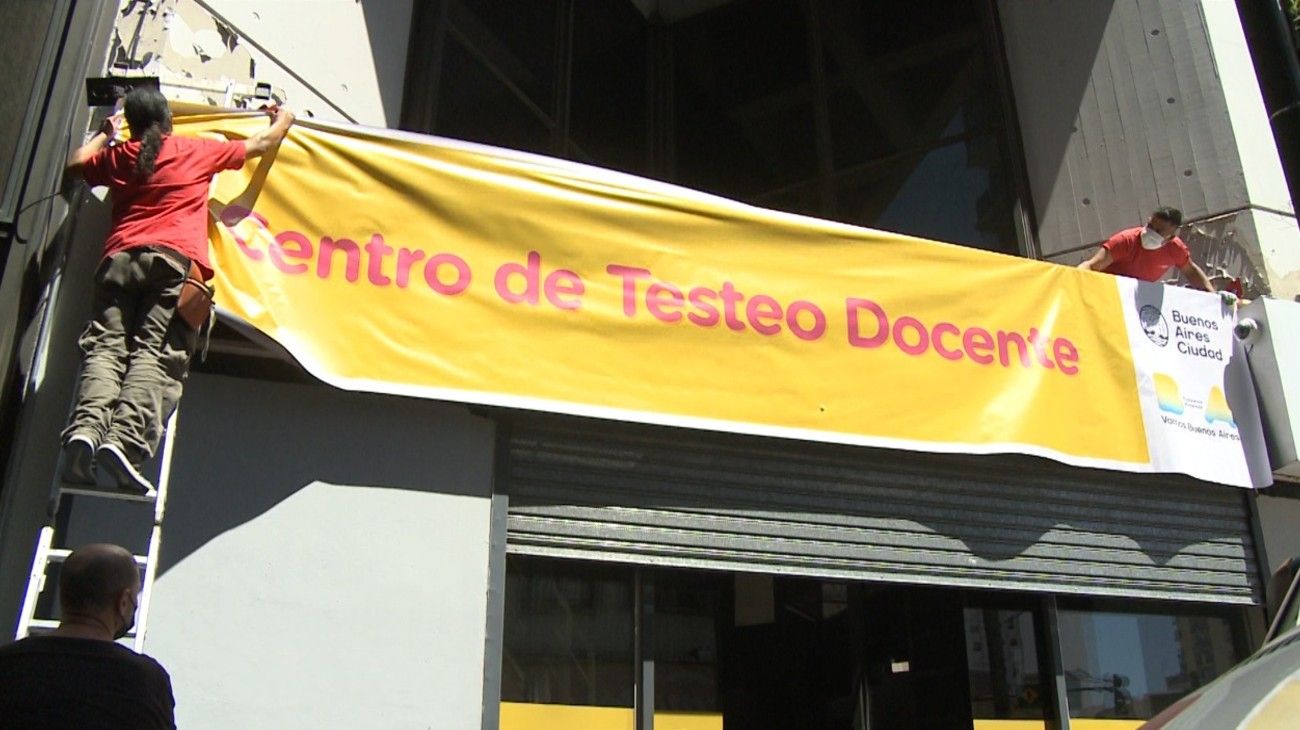 Clases presenciales: comienzan a funcionar los centros de testeos a docentes de la Ciudad