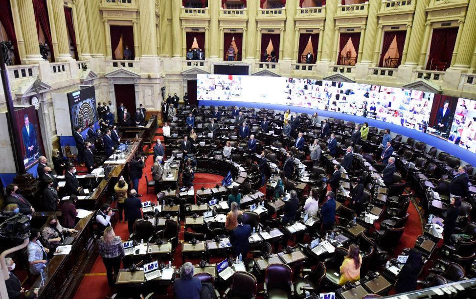 Diputados debate las causas ambientales de la pandemia