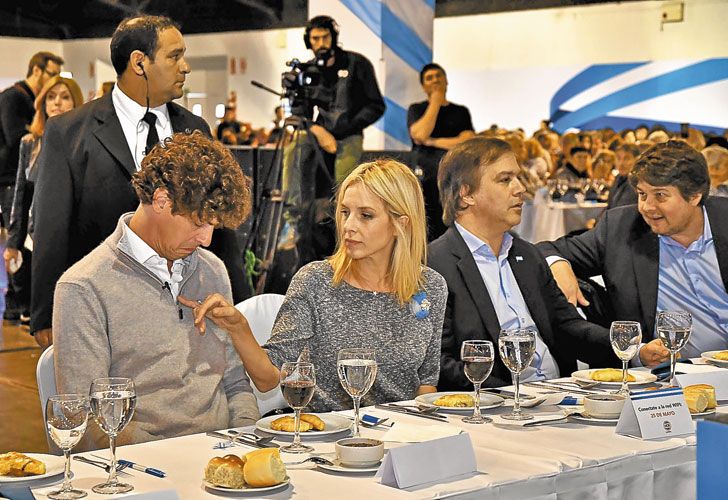 Lousteau acepta una alianza con Stolbizer, pero con Massa afuera