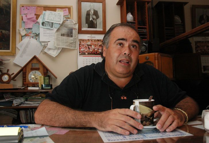 El ‘rey de La Salada’ compró una radio AM en Palermo